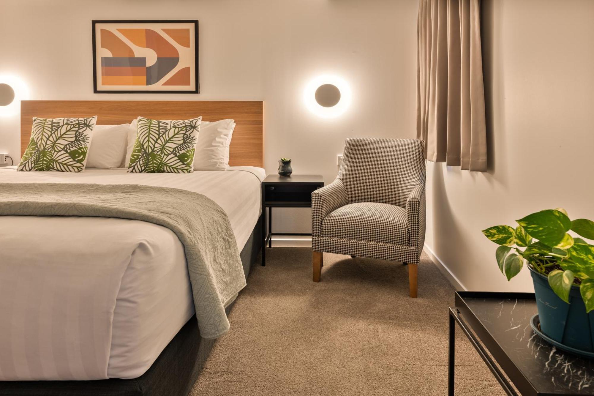Best Western Newmarket Inn & Suites Оукланд Екстериор снимка
